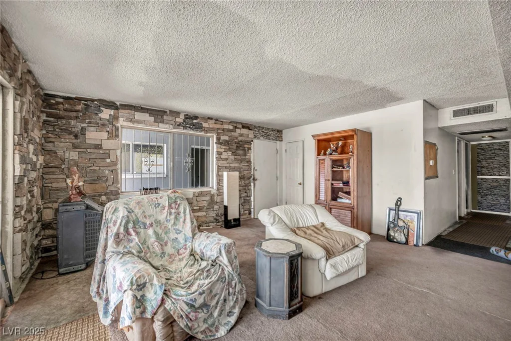 5178 Wilbur, Las Vegas, NV 89119