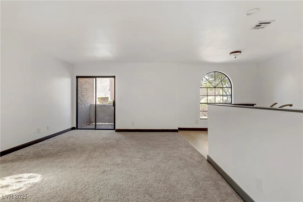 2963 Juniper Hills, Las Vegas, NV 89142