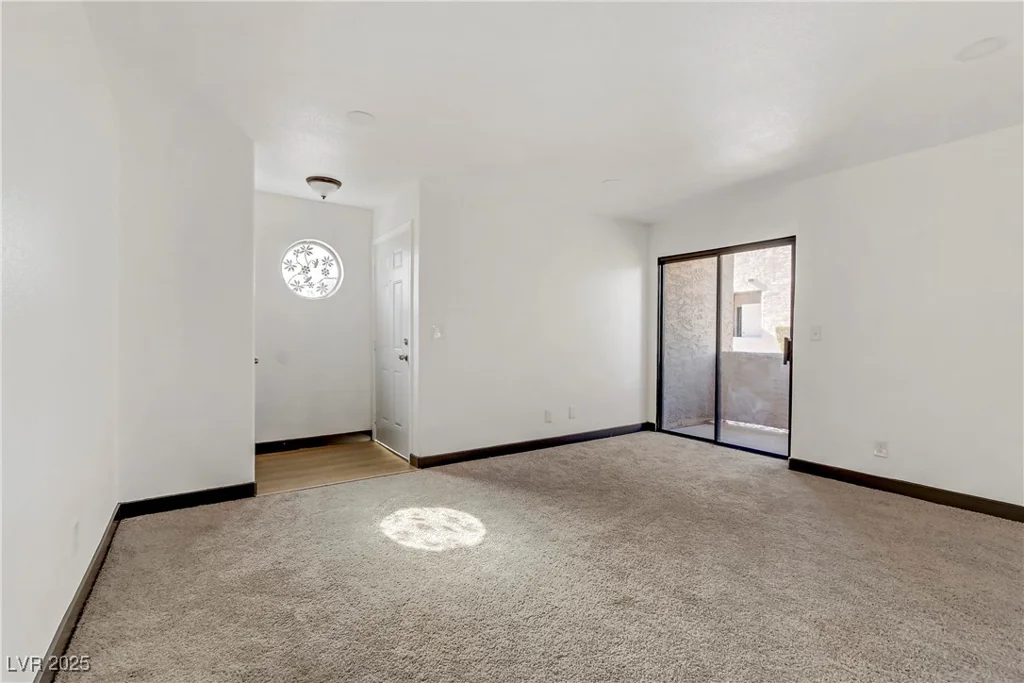 2963 Juniper Hills, Las Vegas, NV 89142