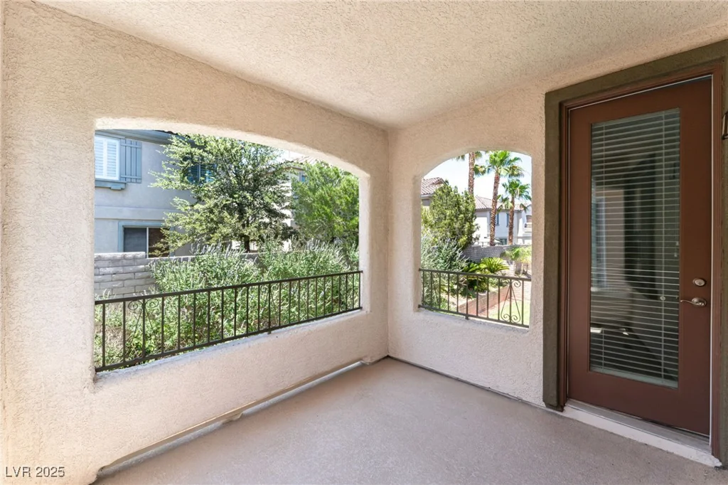 11900 Calle De Sol, Las Vegas, NV 89138