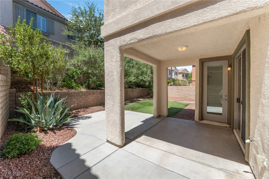 11900 Calle De Sol, Las Vegas, NV 89138