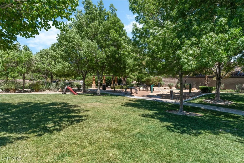 11900 Calle De Sol, Las Vegas, NV 89138