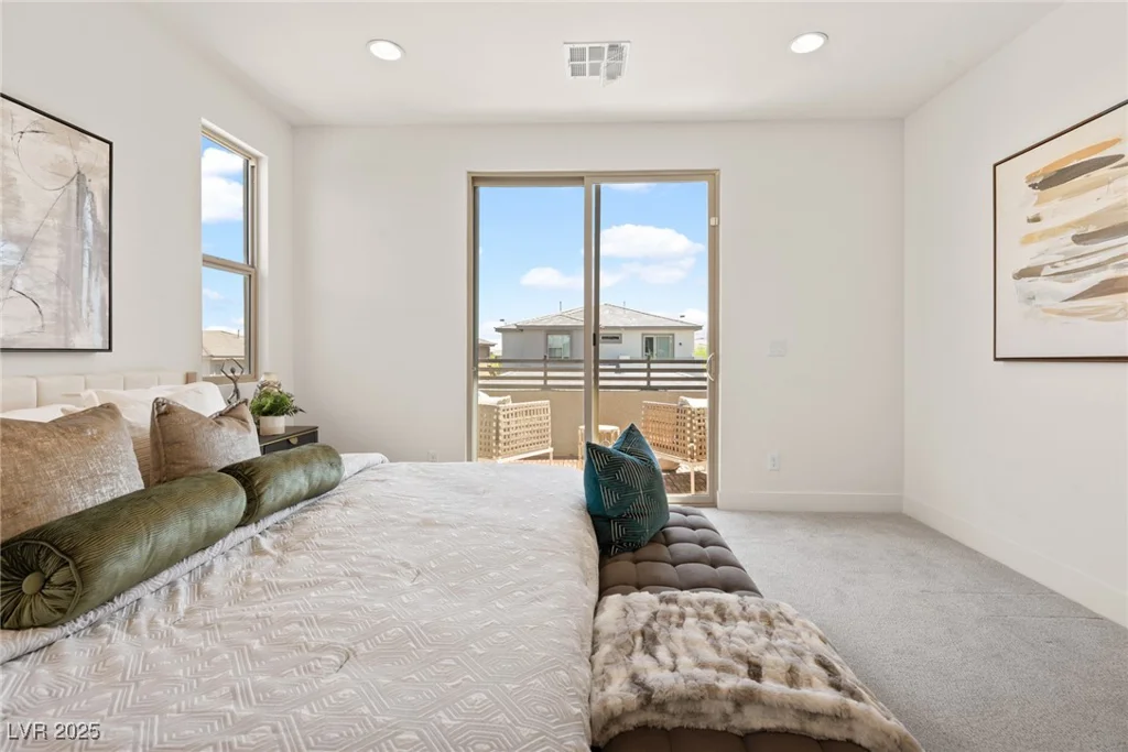 11756 Emerald Lake, Las Vegas, NV 89138