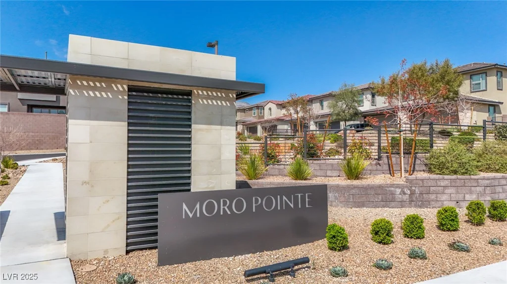 11756 Emerald Lake, Las Vegas, NV 89138