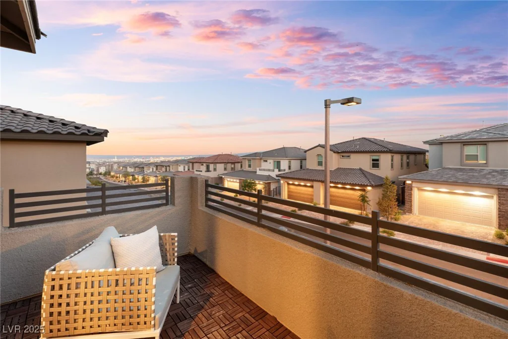 11756 Emerald Lake, Las Vegas, NV 89138