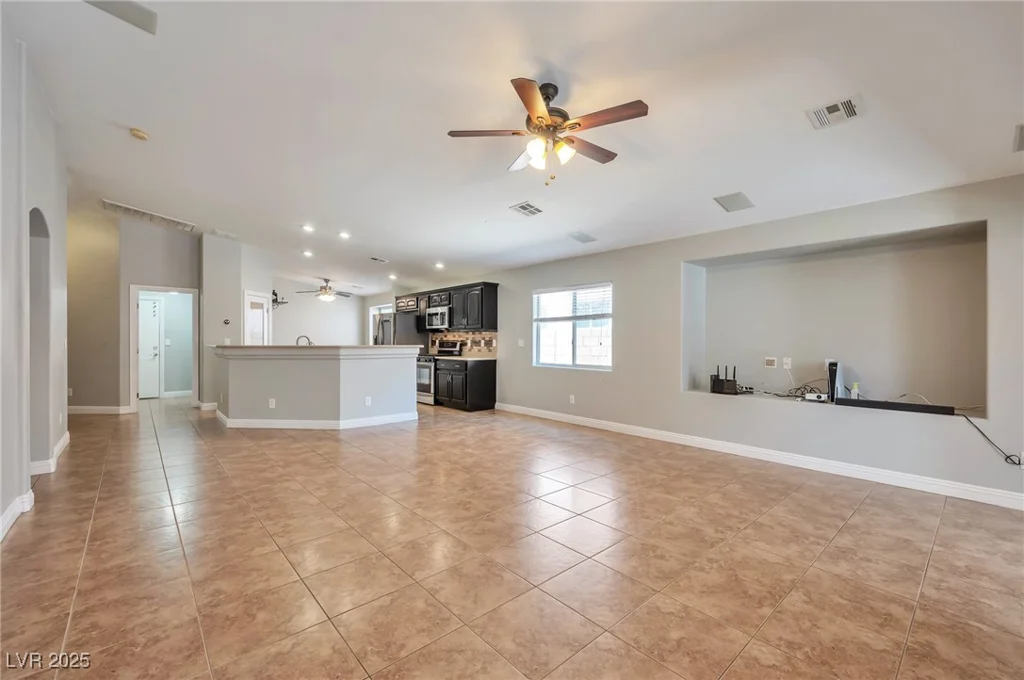 5732 Hornbrook, North Las Vegas, NV 89031