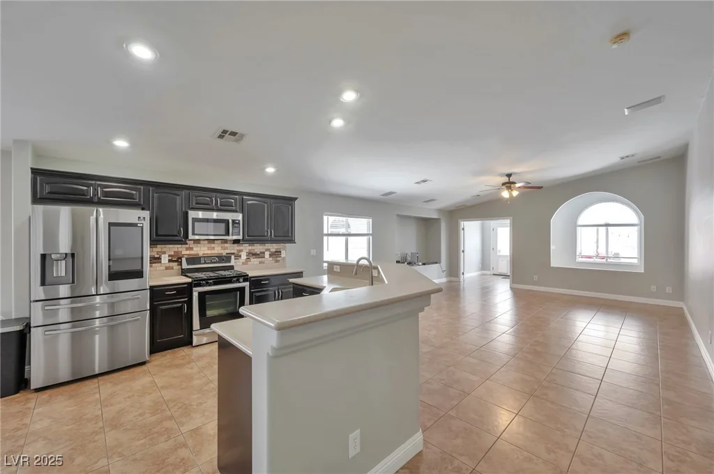 5732 Hornbrook, North Las Vegas, NV 89031