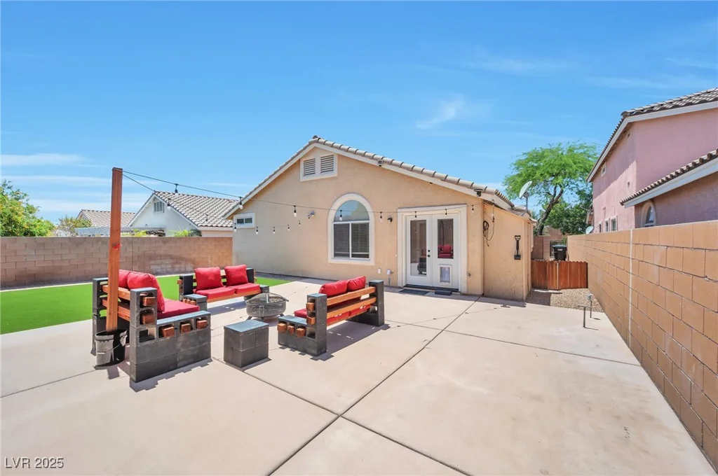 5732 Hornbrook, North Las Vegas, NV 89031