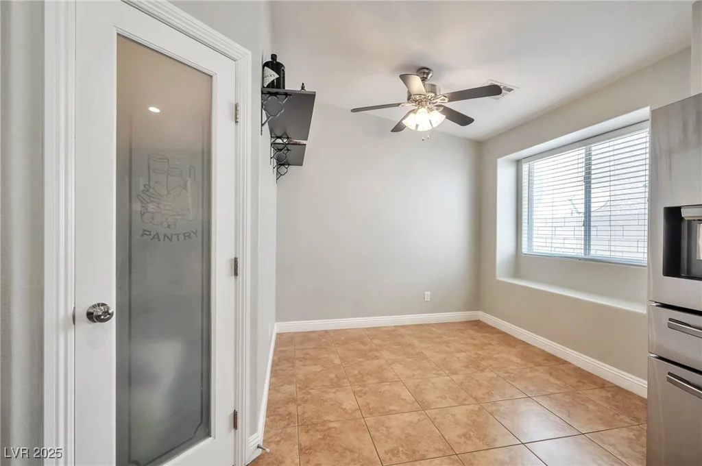 5732 Hornbrook, North Las Vegas, NV 89031