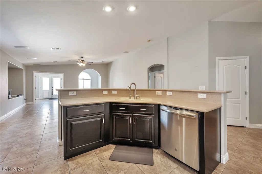 5732 Hornbrook, North Las Vegas, NV 89031