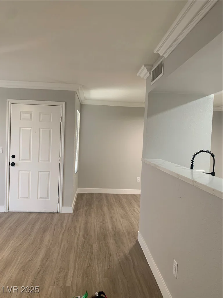 8101 Flamingo, Las Vegas, NV 89147