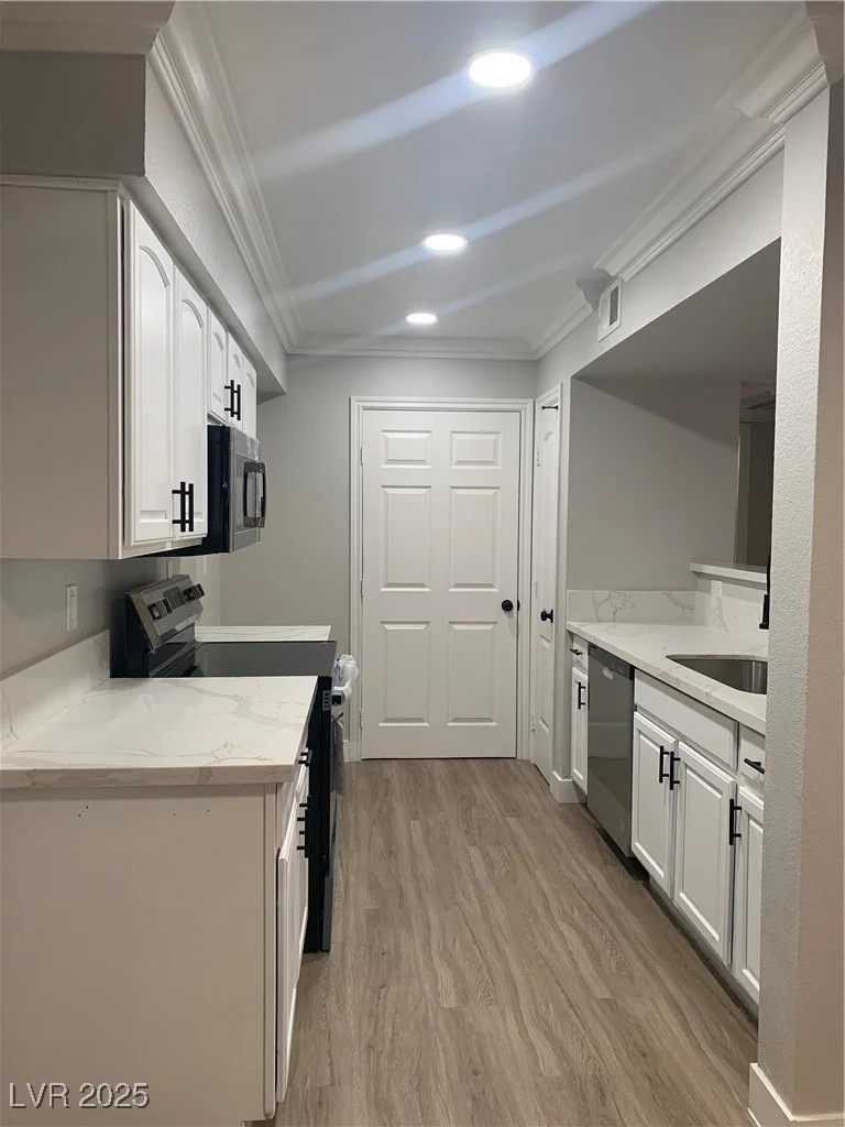 8101 Flamingo, Las Vegas, NV 89147