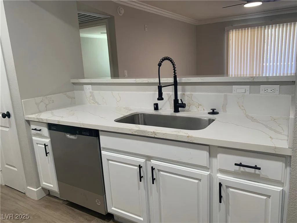 8101 Flamingo, Las Vegas, NV 89147