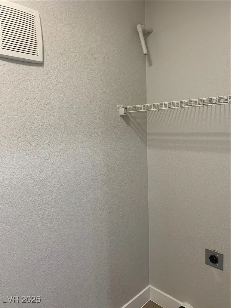 8101 Flamingo, Las Vegas, NV 89147