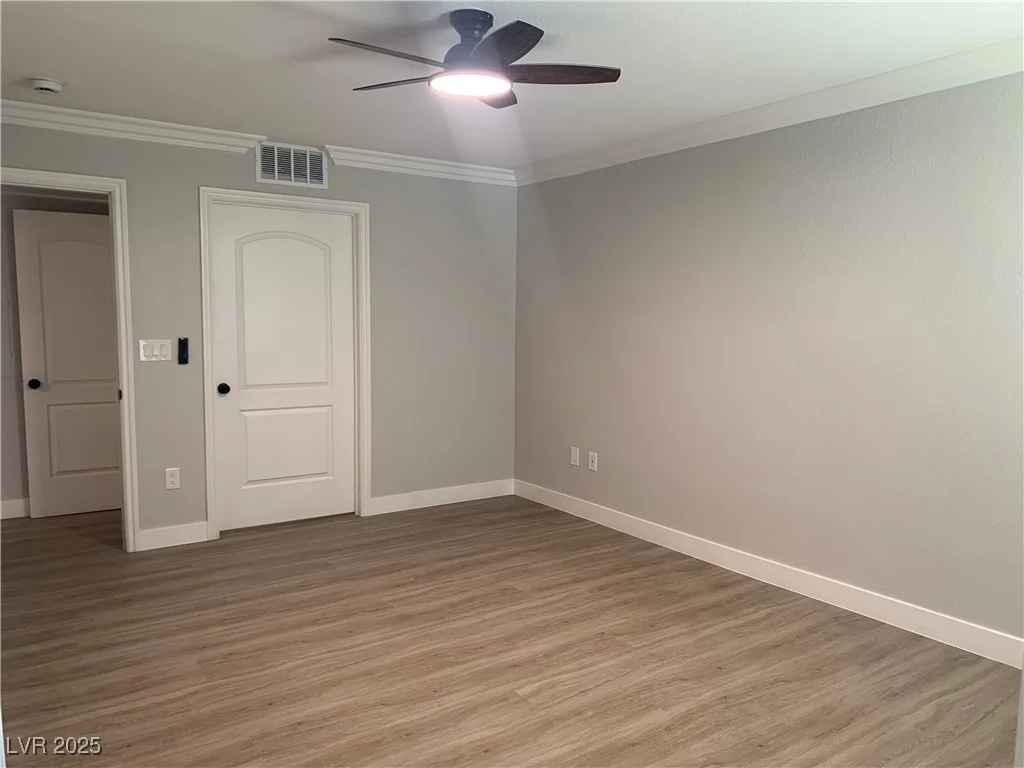 8101 Flamingo, Las Vegas, NV 89147