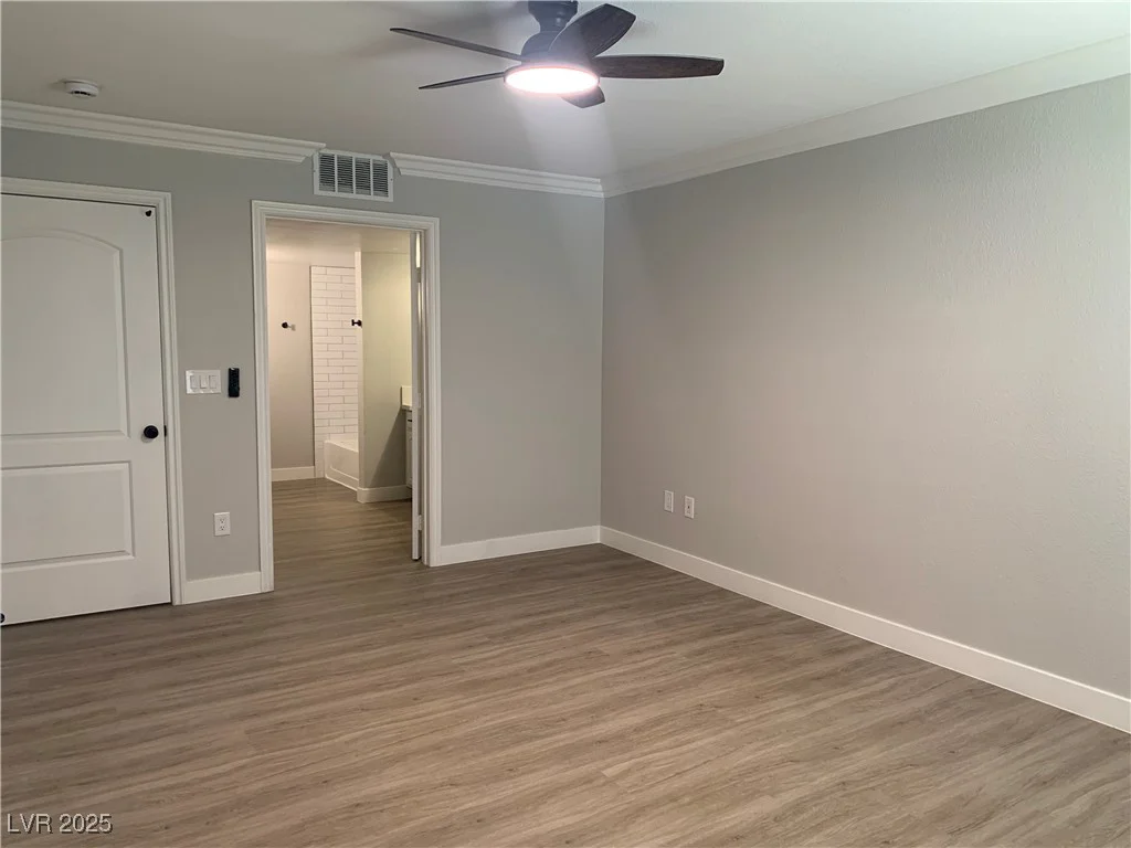 8101 Flamingo, Las Vegas, NV 89147