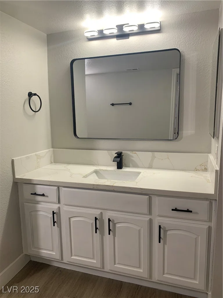 8101 Flamingo, Las Vegas, NV 89147