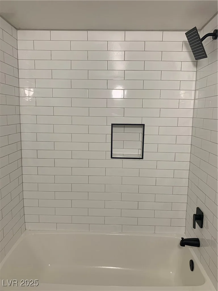 8101 Flamingo, Las Vegas, NV 89147