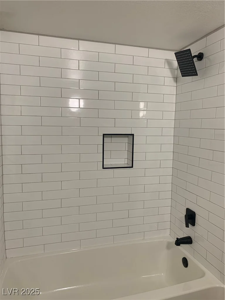 8101 Flamingo, Las Vegas, NV 89147