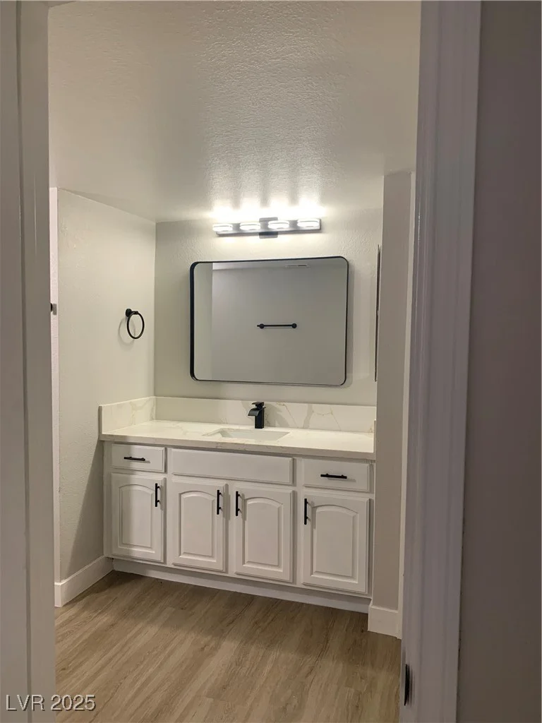 8101 Flamingo, Las Vegas, NV 89147