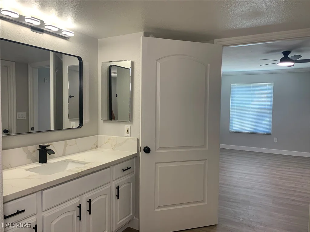 8101 Flamingo, Las Vegas, NV 89147