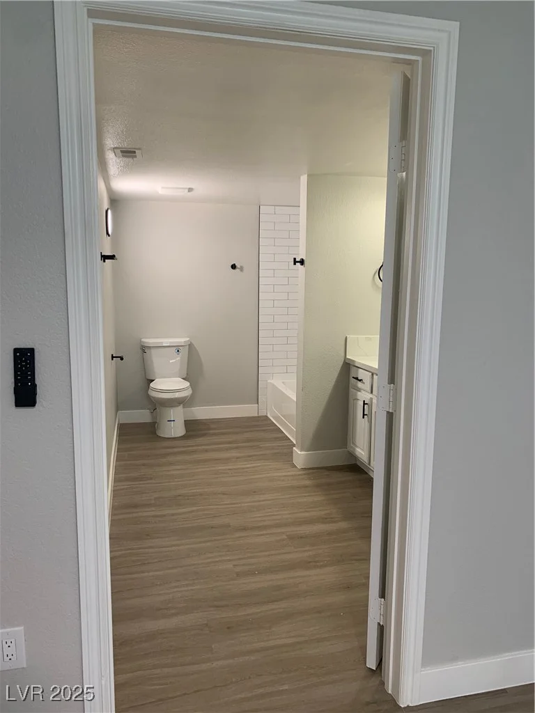 8101 Flamingo, Las Vegas, NV 89147
