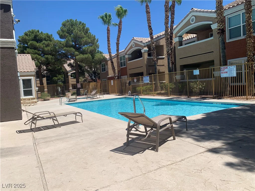 8101 Flamingo, Las Vegas, NV 89147
