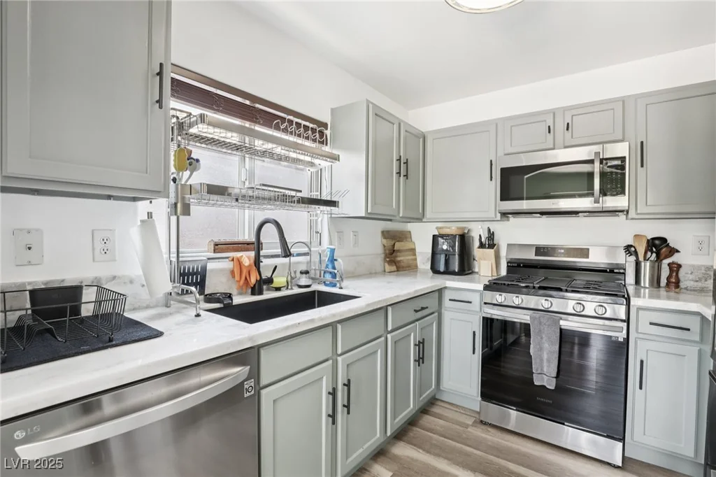 6313 Pangea, Las Vegas, NV 89139