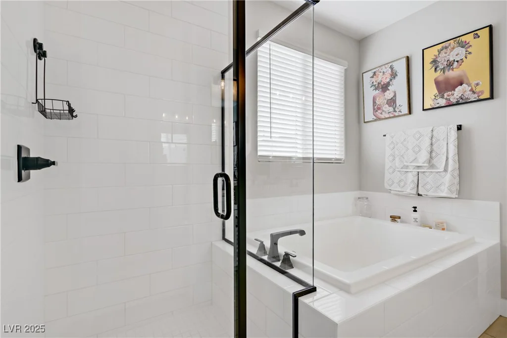 129 Barton Bay, North Las Vegas, NV 89031
