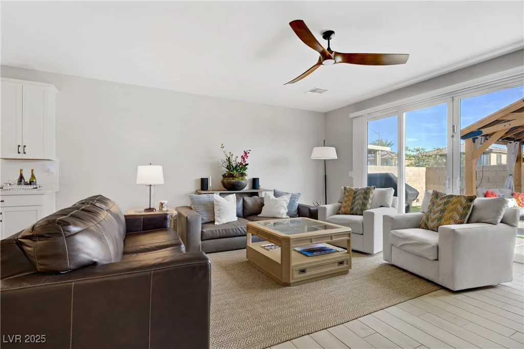 129 Barton Bay, North Las Vegas, NV 89031