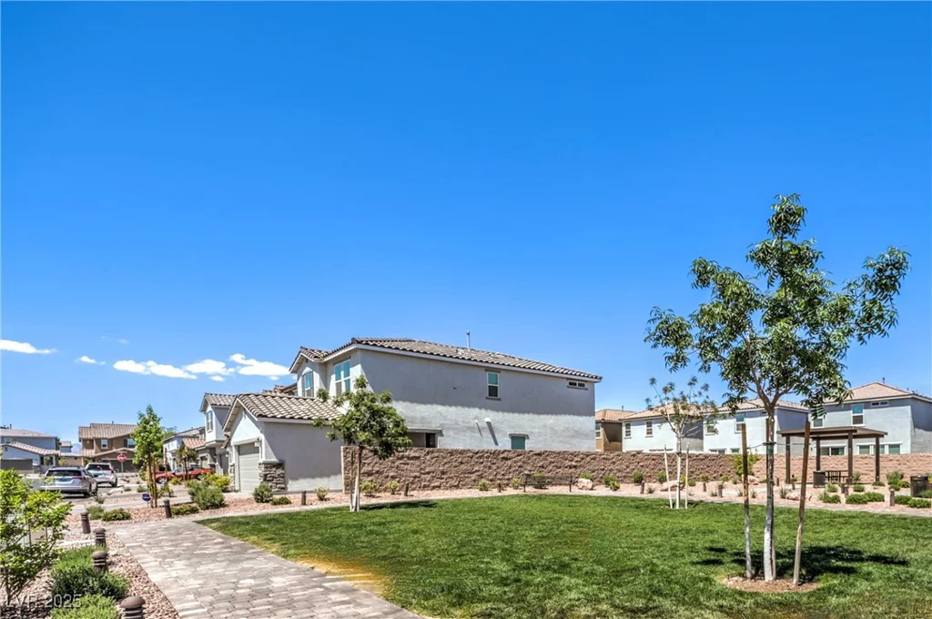 4145 Nopal Serrano, Las Vegas, NV 89141