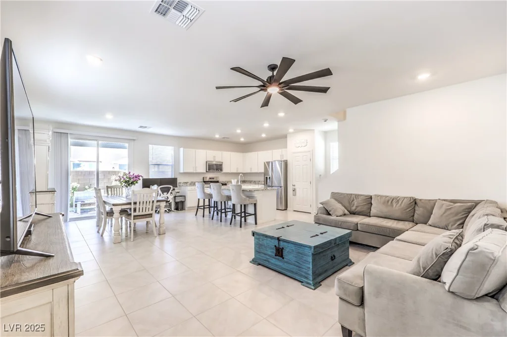 4145 Nopal Serrano, Las Vegas, NV 89141