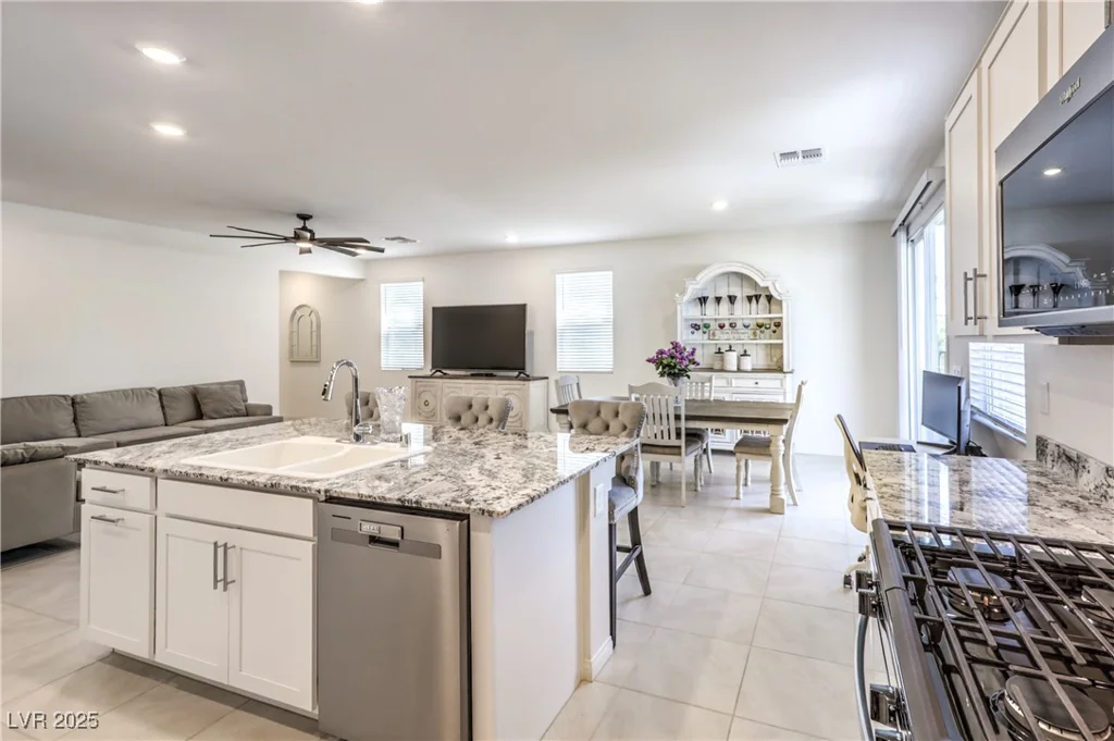 4145 Nopal Serrano, Las Vegas, NV 89141