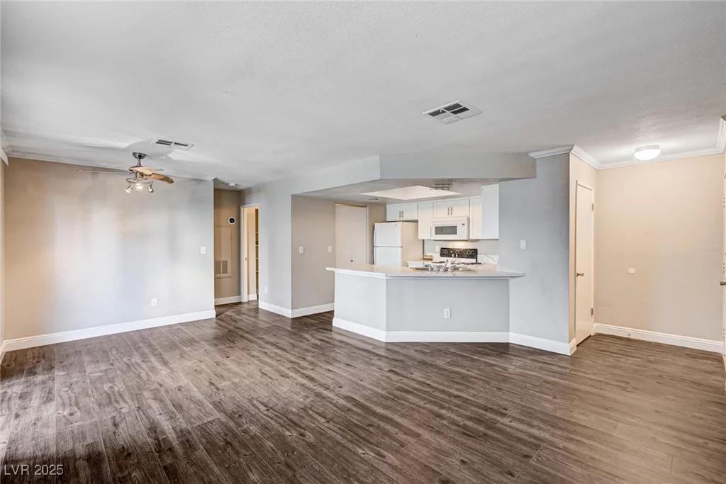 8600 Charleston, Las Vegas, NV 89117