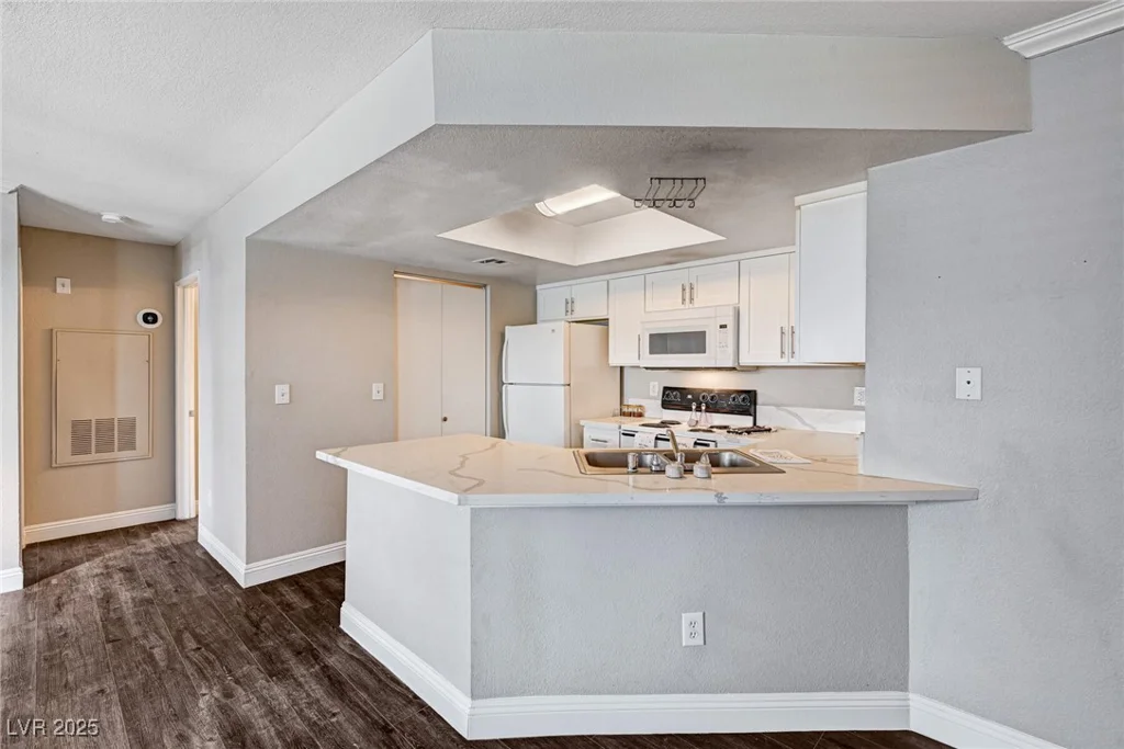 8600 Charleston, Las Vegas, NV 89117