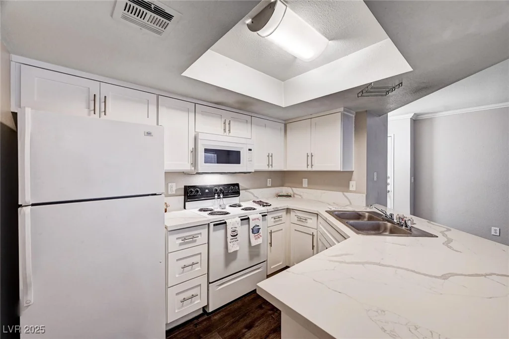8600 Charleston, Las Vegas, NV 89117