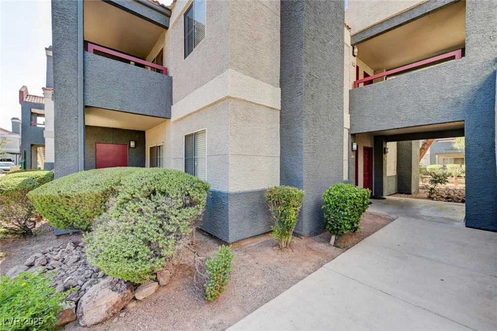 8600 Charleston, Las Vegas, NV 89117