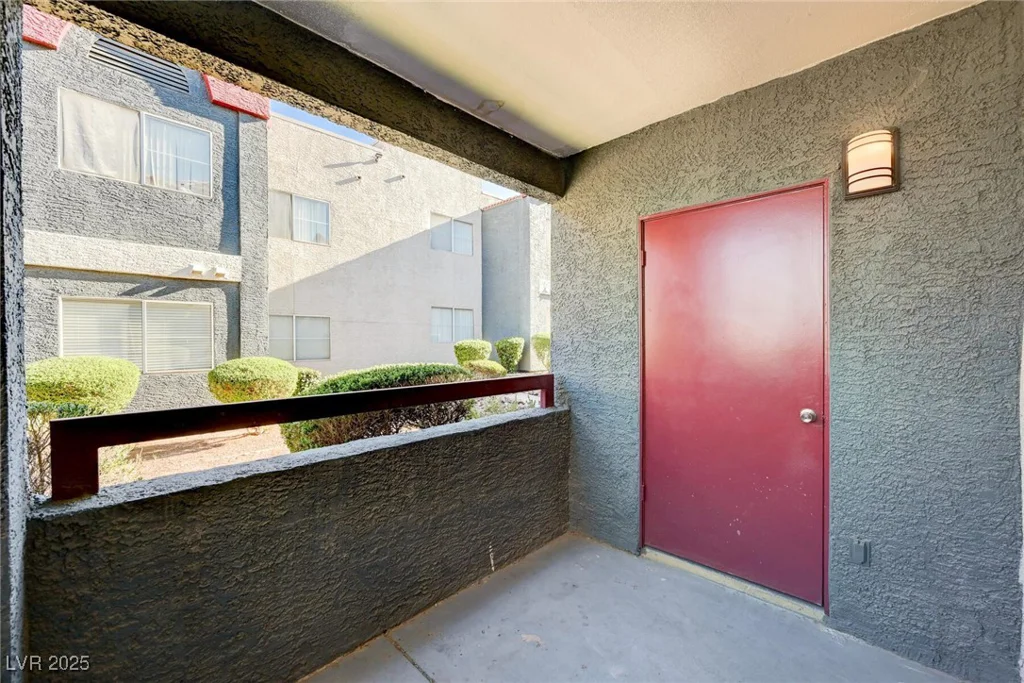 8600 Charleston, Las Vegas, NV 89117