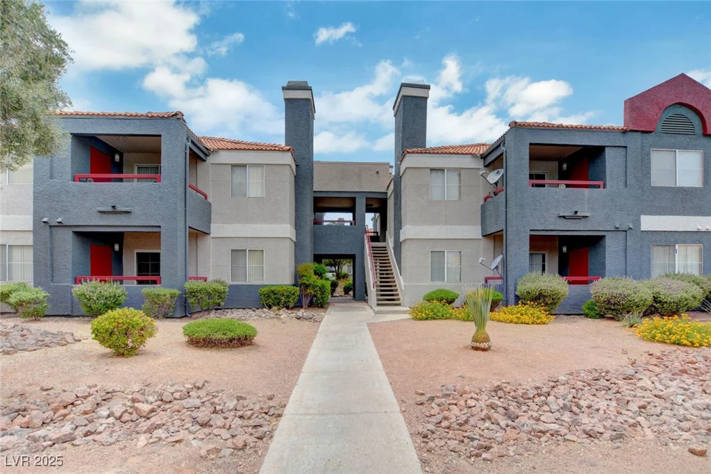 8600 Charleston, Las Vegas, NV 89117