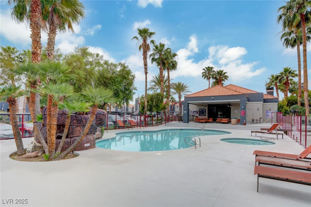 8600 Charleston, Las Vegas, NV 89117