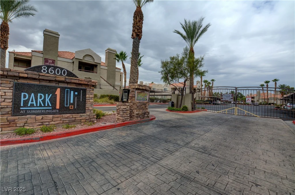 8600 Charleston, Las Vegas, NV 89117