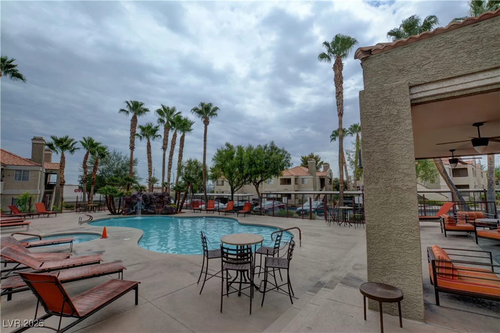 8600 Charleston, Las Vegas, NV 89117