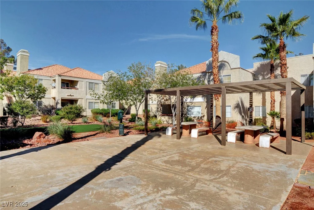 8600 Charleston, Las Vegas, NV 89117