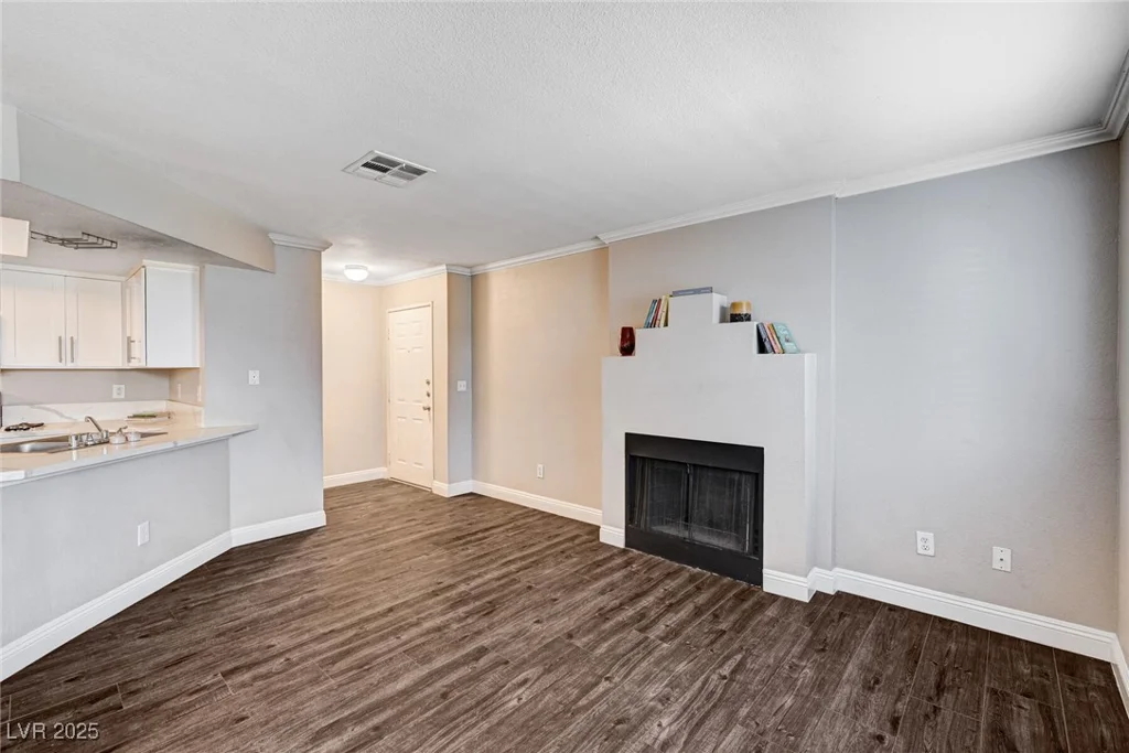 8600 Charleston, Las Vegas, NV 89117