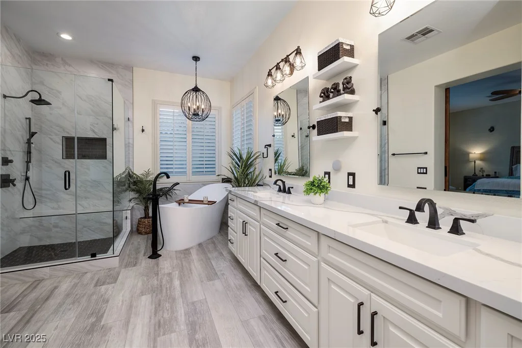 8149 Villa De La Playa, Las Vegas, NV 89131