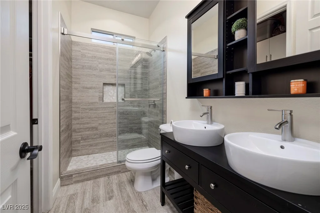 8149 Villa De La Playa, Las Vegas, NV 89131