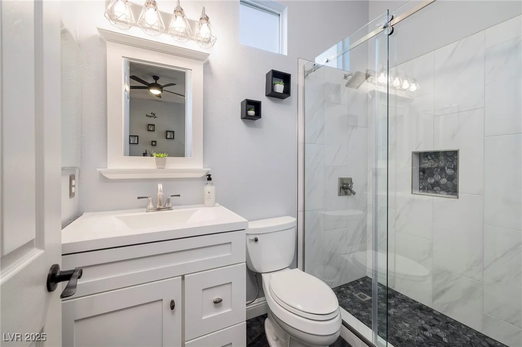 8149 Villa De La Playa, Las Vegas, NV 89131