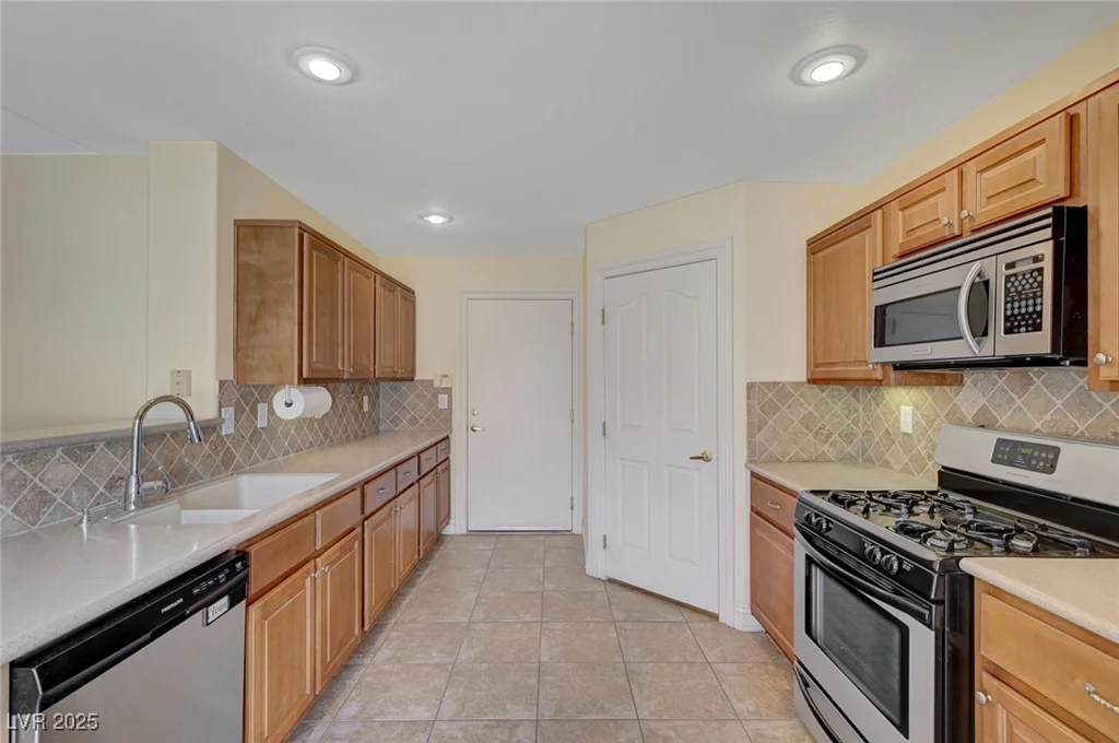4841 Raw Umber, Las Vegas, NV 89131