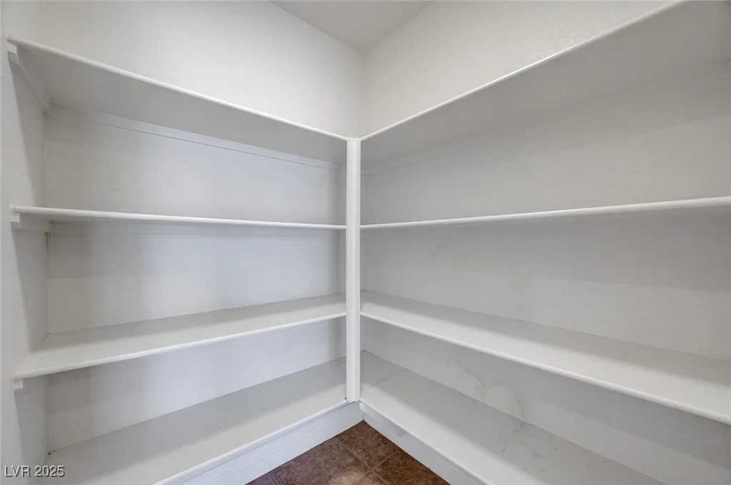 4841 Raw Umber, Las Vegas, NV 89131