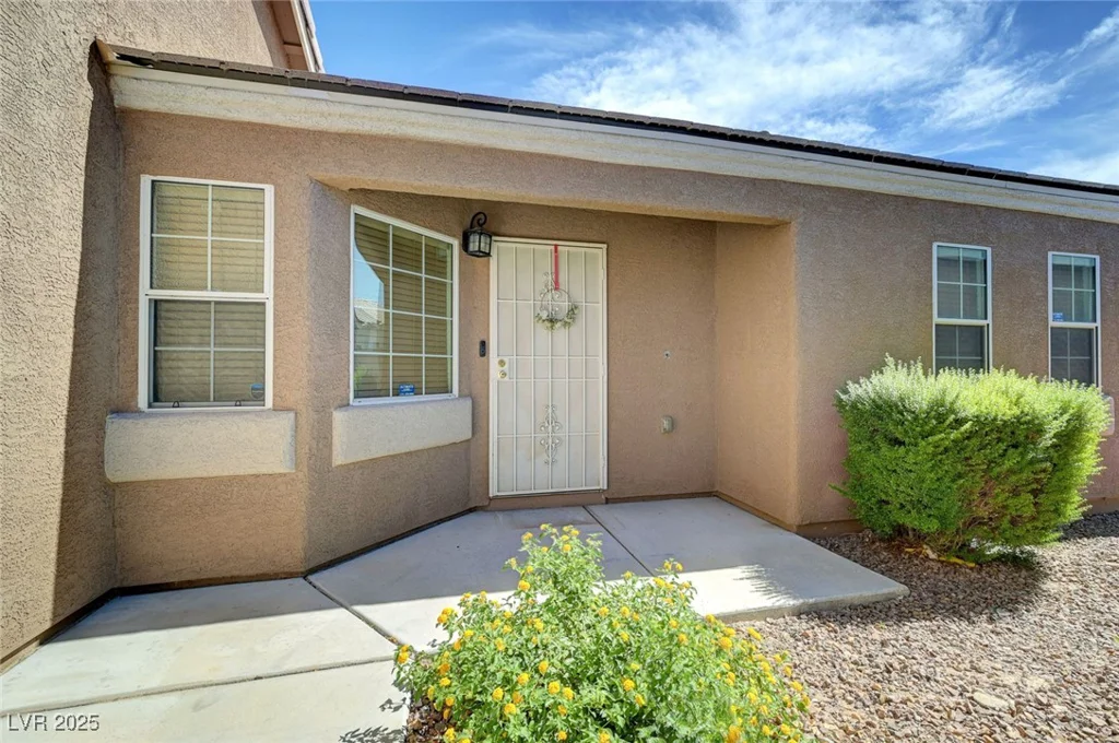 4841 Raw Umber, Las Vegas, NV 89131
